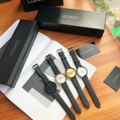 Часы Movado