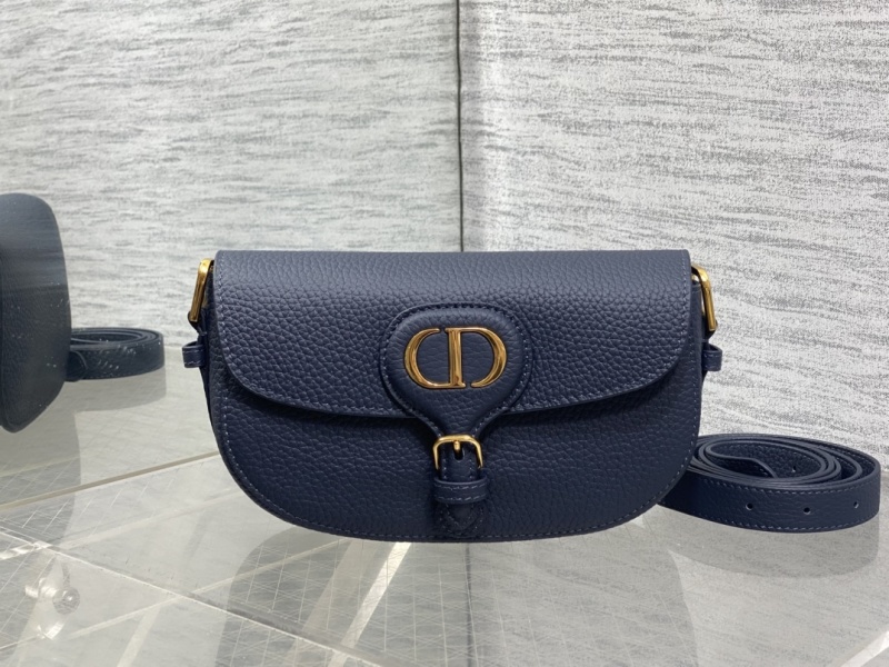 Сумка Dior с ремешком