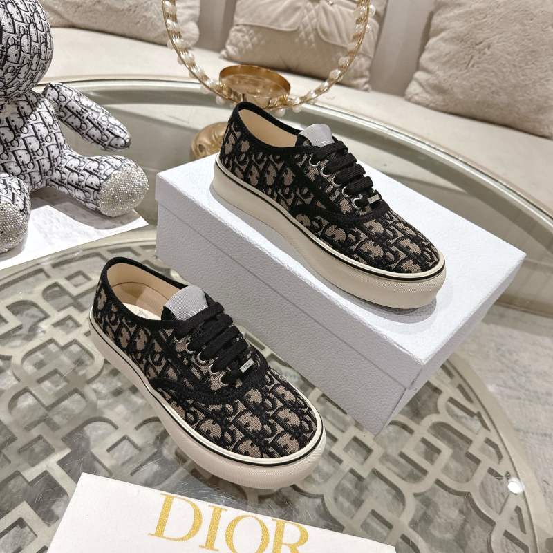 Женские кроссовки Dior с принтом Oblique