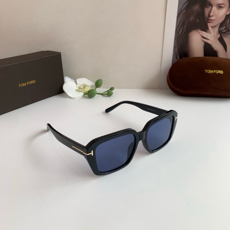 Очки Tom Ford с затемненными линзами