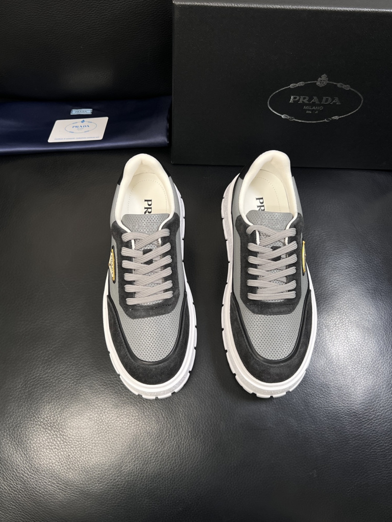 Мужские кроссовки Prada