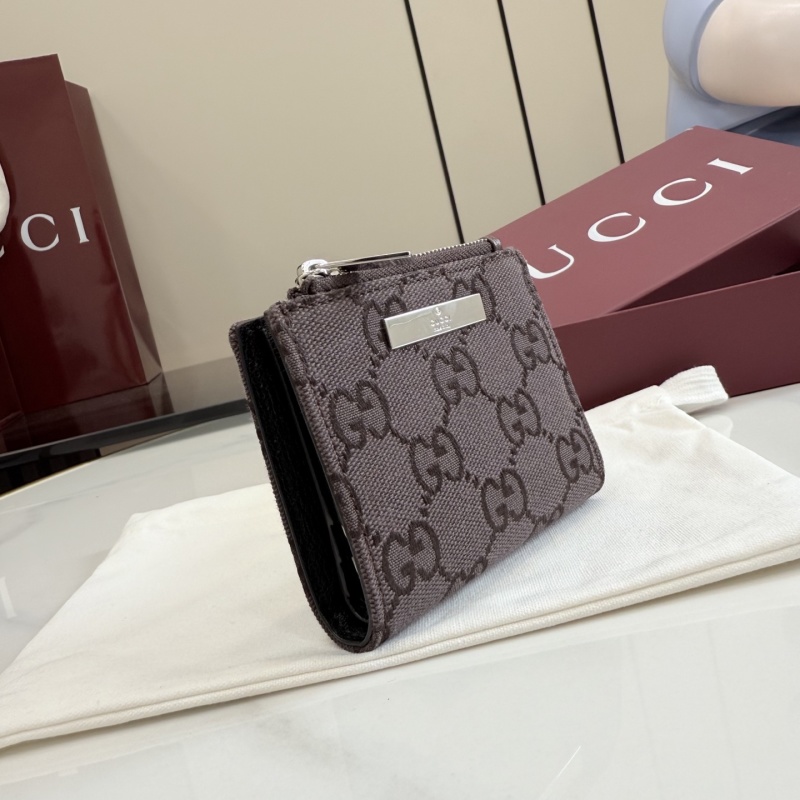 Кошелек Gucci с монограммой и молнией