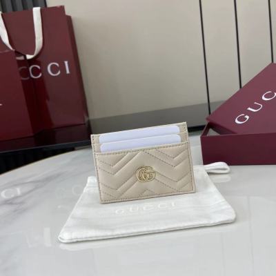 Картхолдер Gucci бежевый