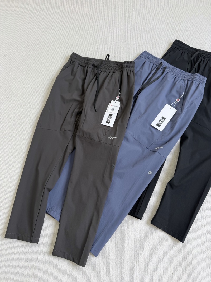 Брюки Lululemon