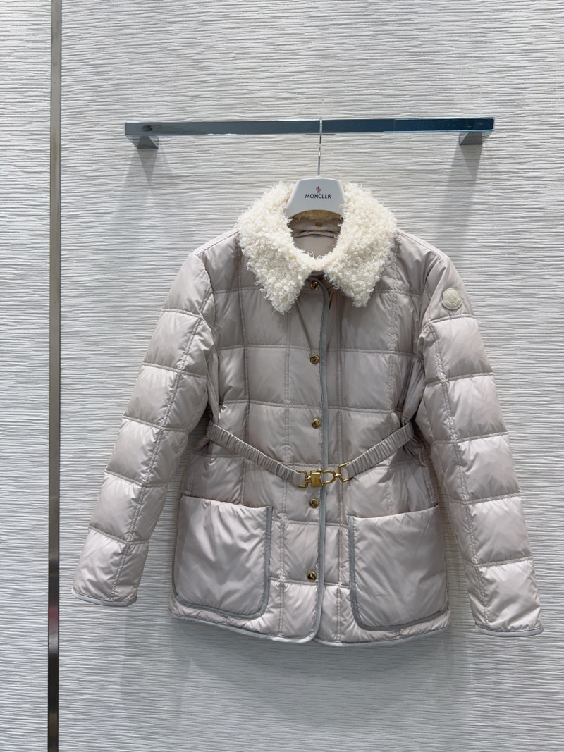 Пуховик Moncler