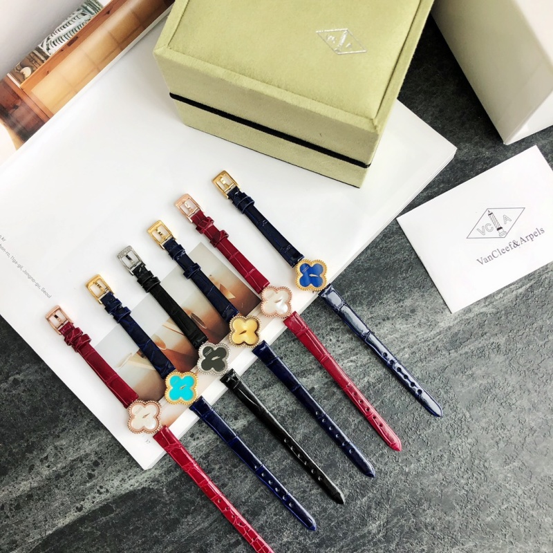 Часы Van Cleef & Arpels