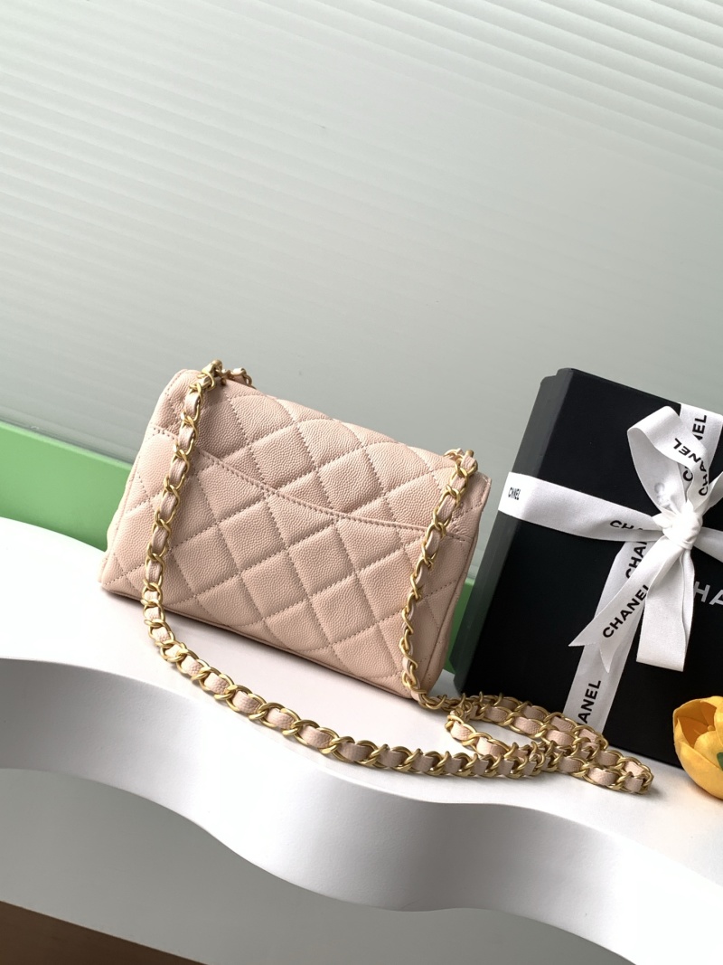 Кожаная сумка с цепочкой Chanel