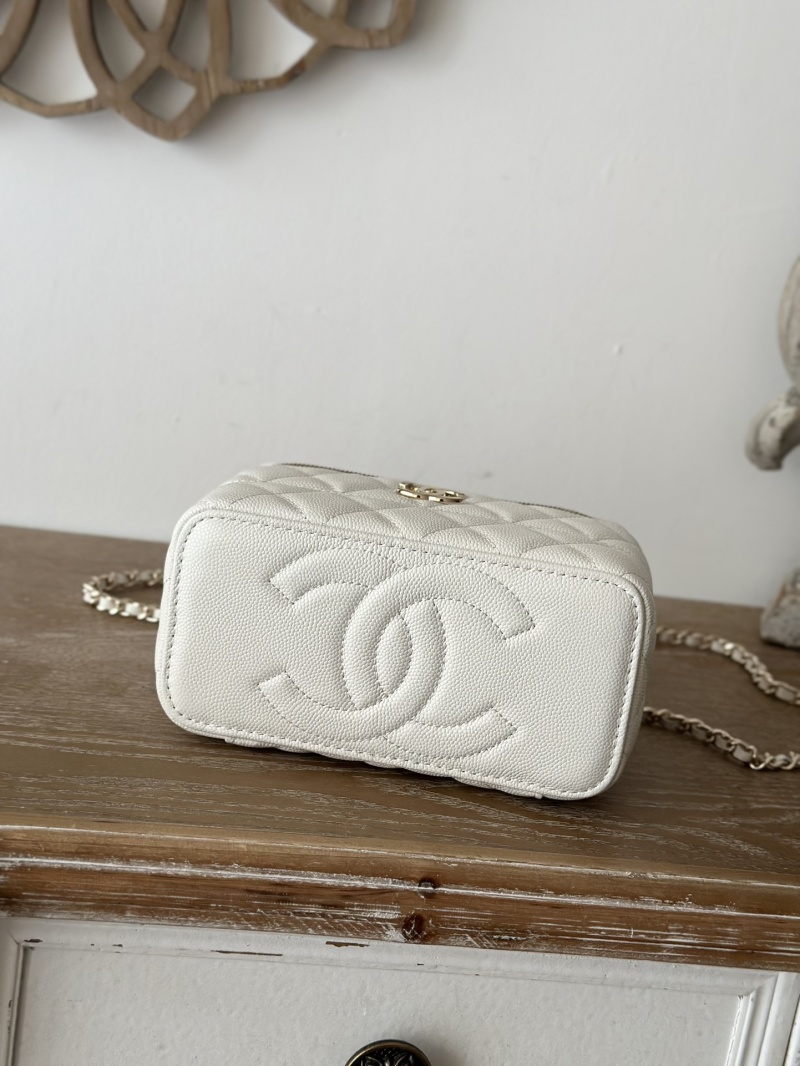 Белый косметичка с цепочкой Chanel