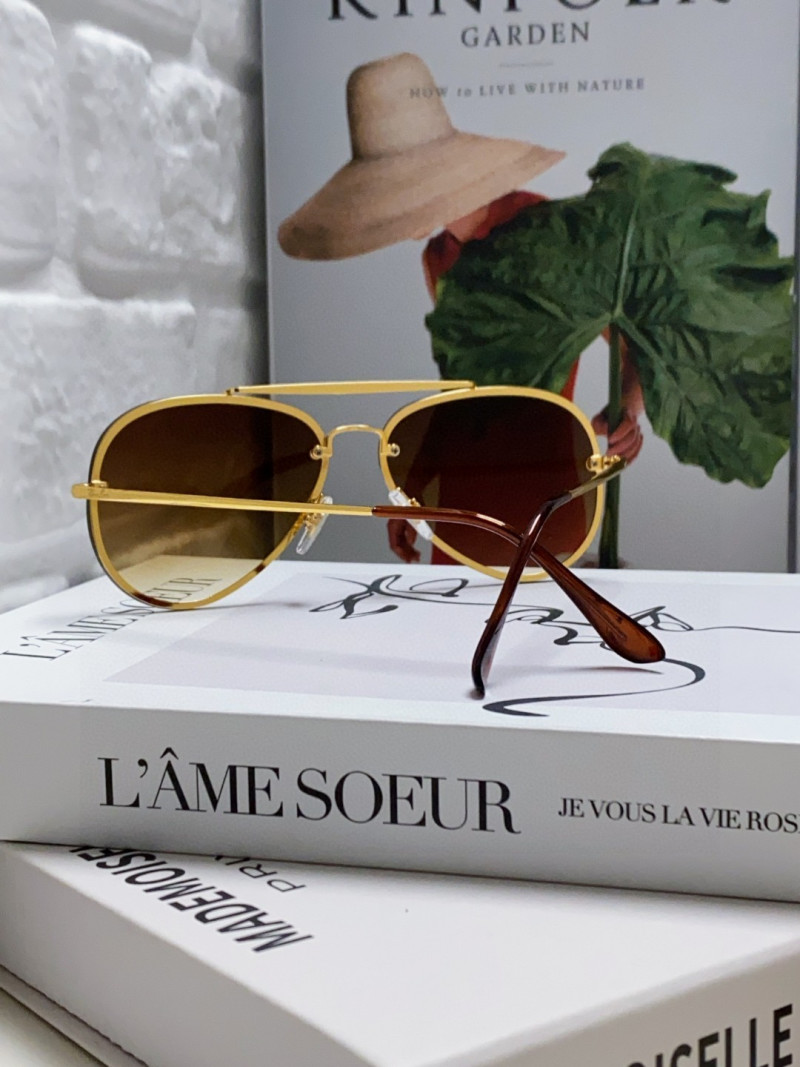 Солнцезащитные очки Ray-Ban авиаторы золотые с градиентом