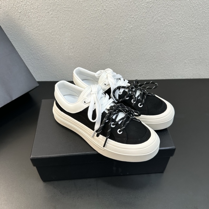 Кеды черные с белой подошвой Chanel