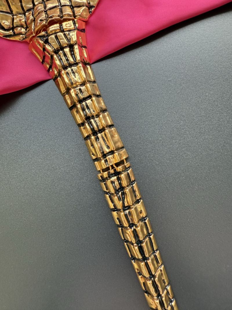 Колье Schiaparelli