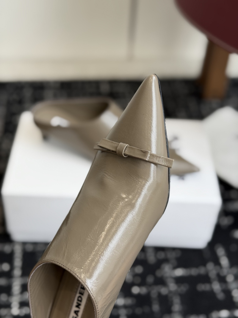 Сабо женское Jil Sander с бантом на носке