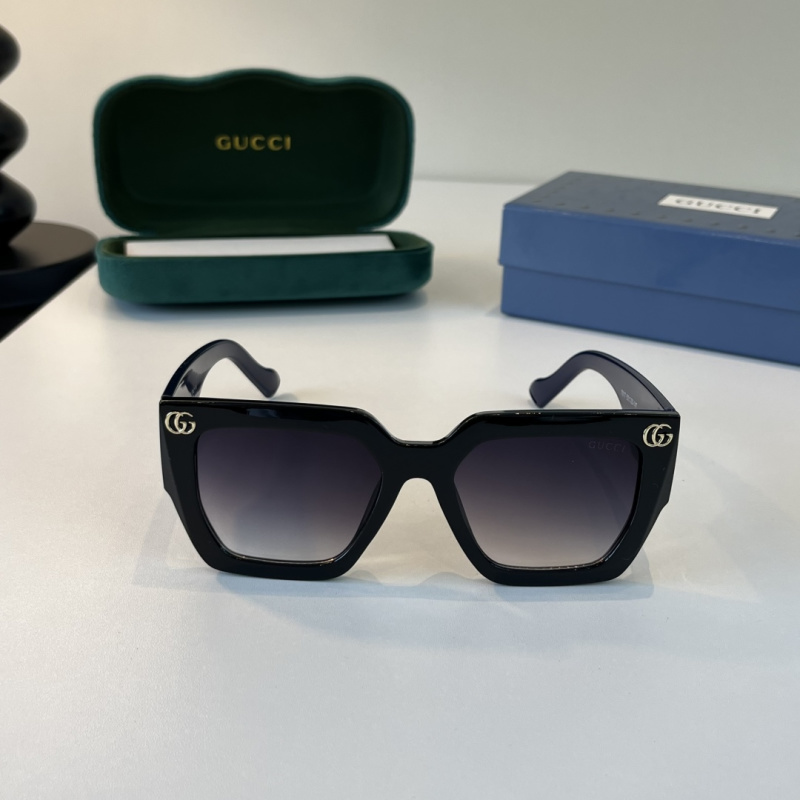 Солнцезащитные очки Gucci