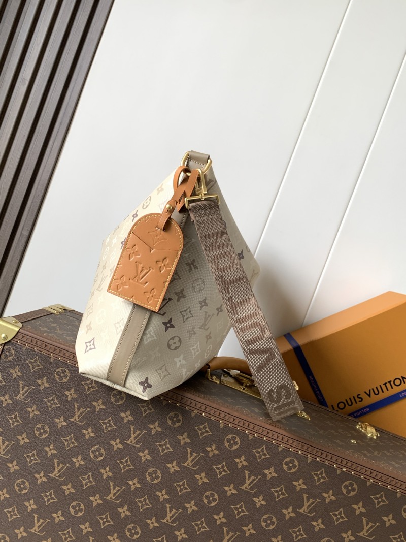 Сумка Louis Vuitton M tis