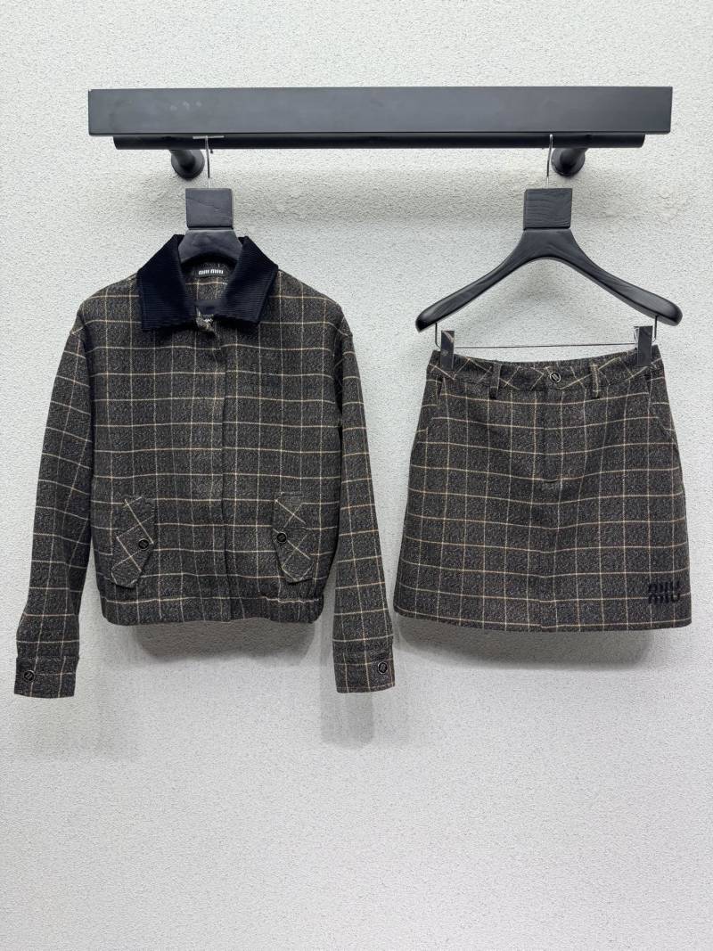 Костюм Miu Miu