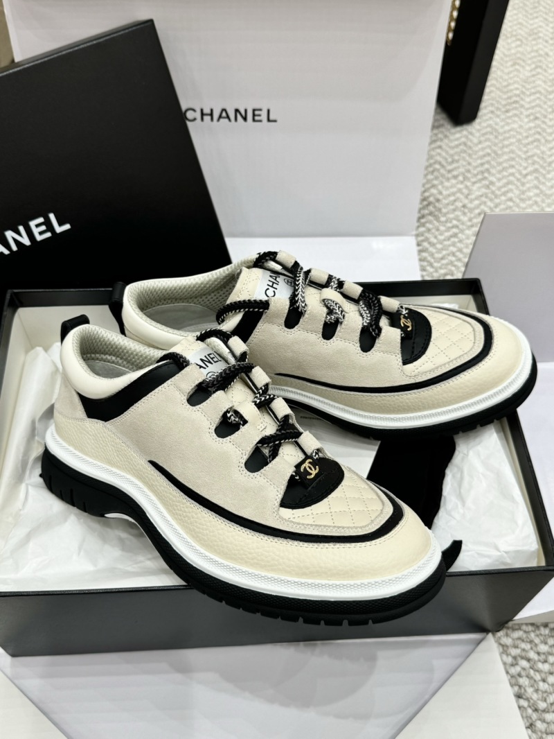 Женские кроссовки Chanel с декором рогожка