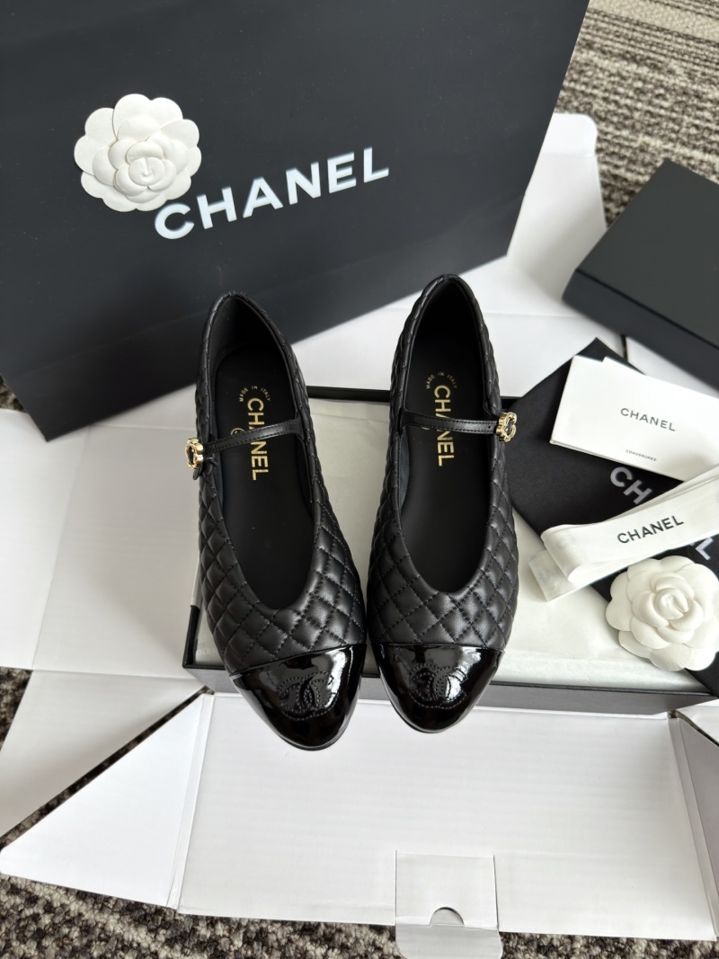 Балетки женские черные с ромбовидной прострочкой Chanel