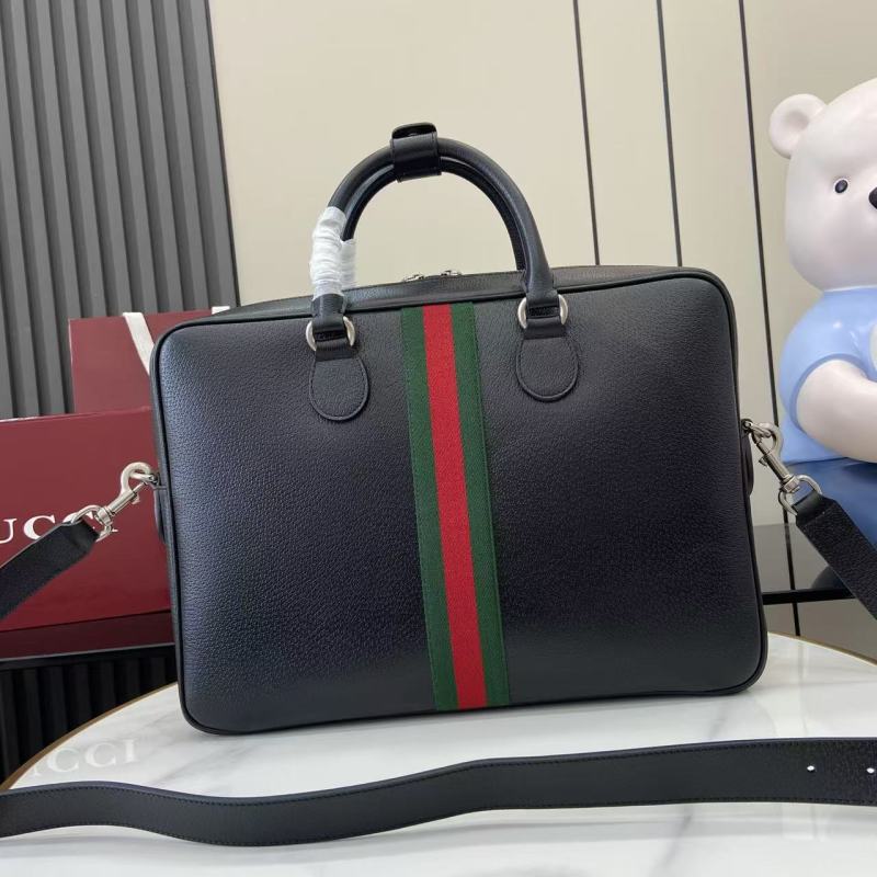 Сумка Gucci с ручками и ремнем