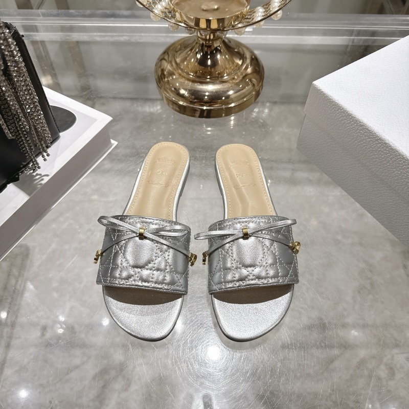 Женские серебряные тапочки с бантом Dior