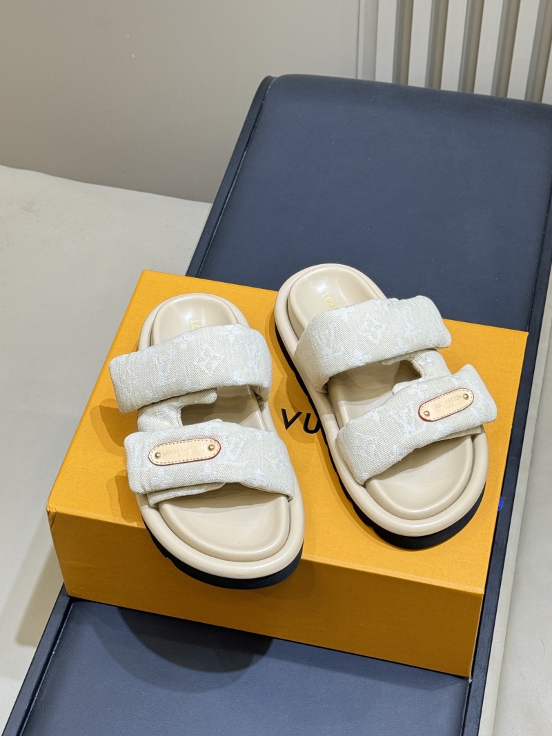 Шлёпанцы Louis Vuitton