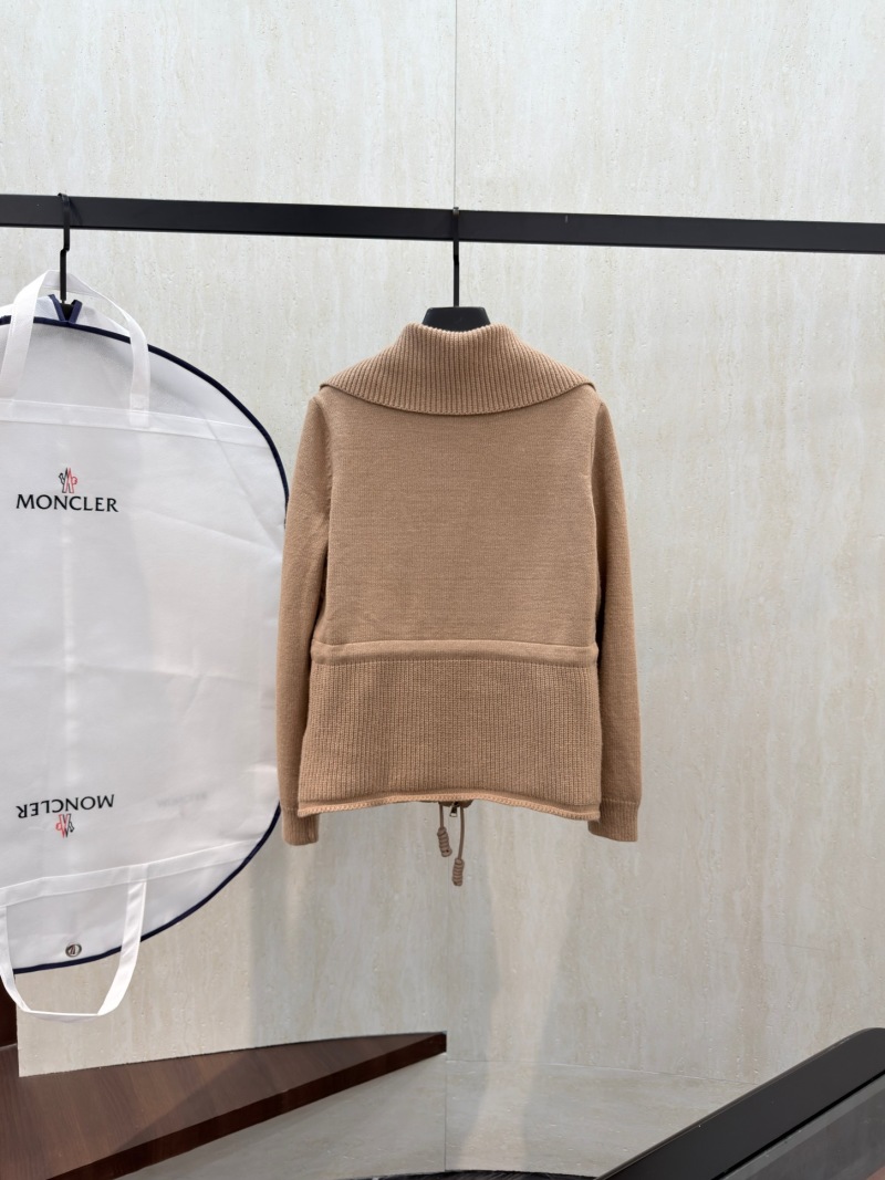 Пуховик Moncler