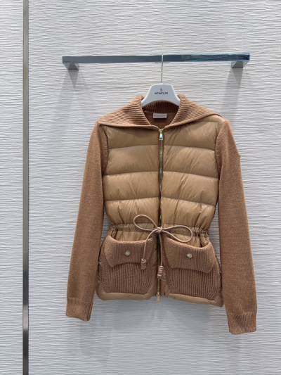 Пуховик Moncler