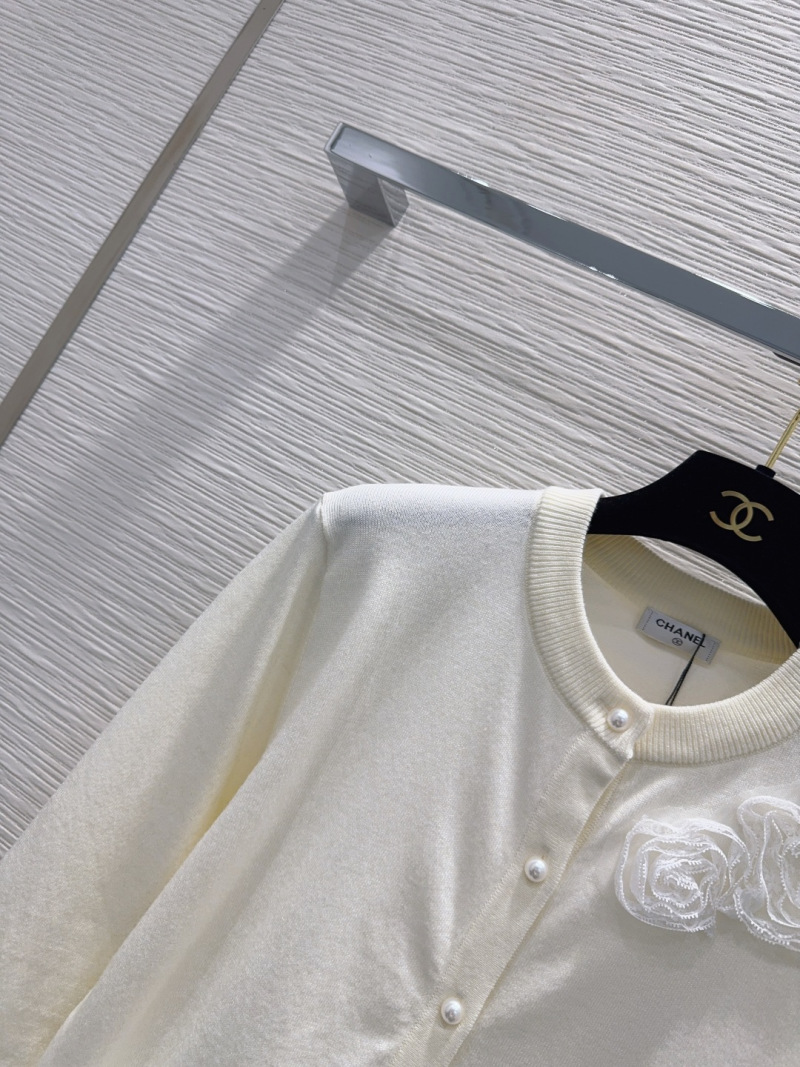 Свитер Chanel