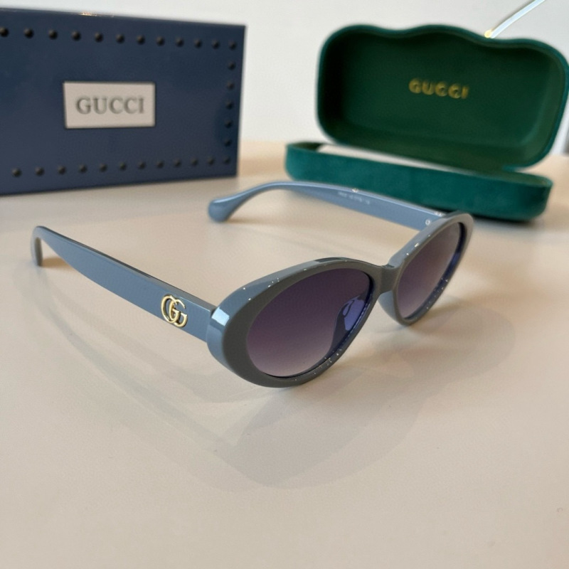 Солнцезащитные очки Gucci женские голубые