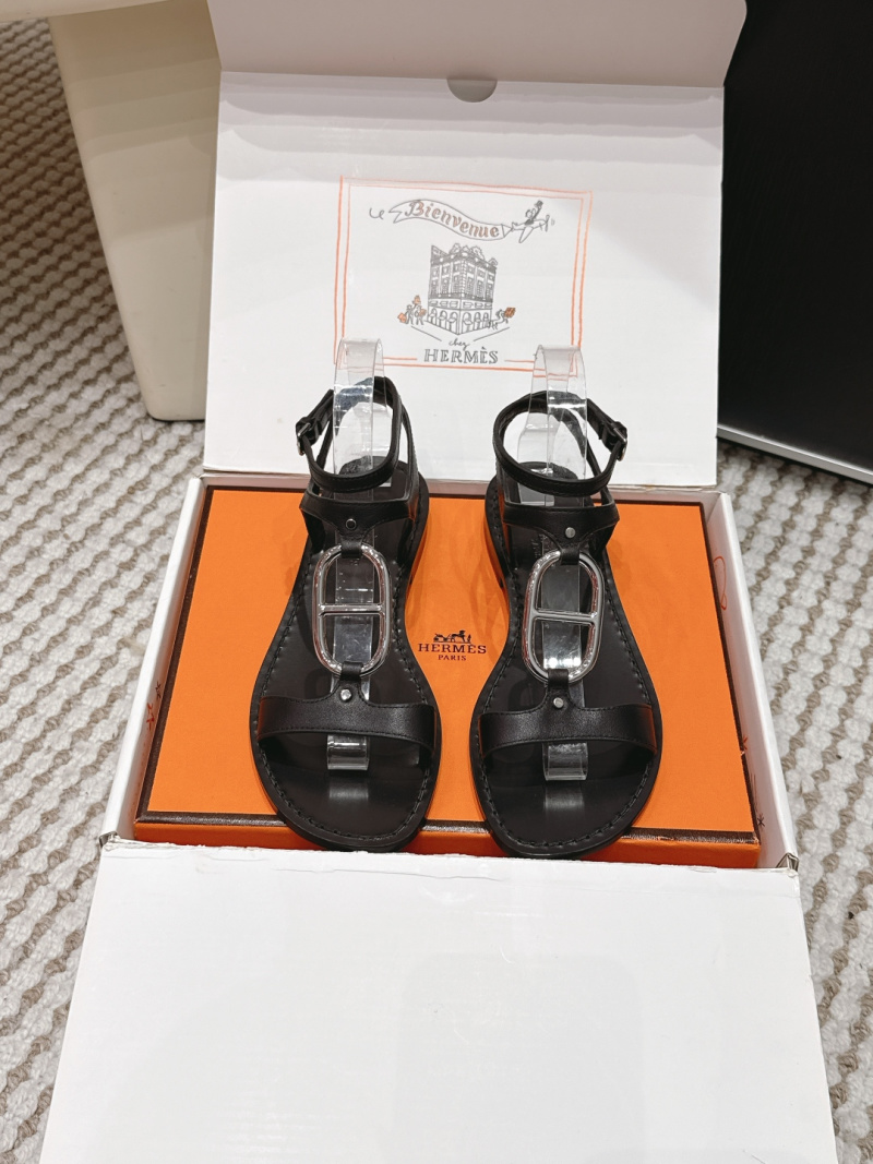 Женские босоножки с ремешками на металлической пряжке Hermès