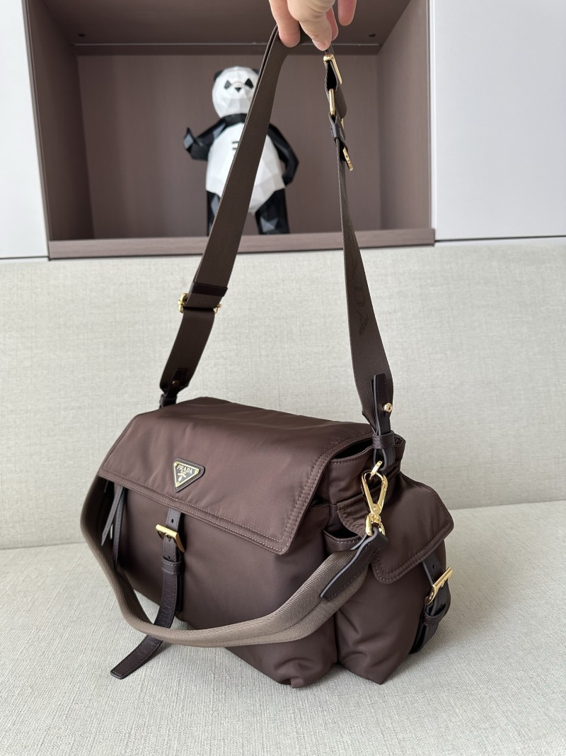 Сумка Prada Explore Re-Nylon