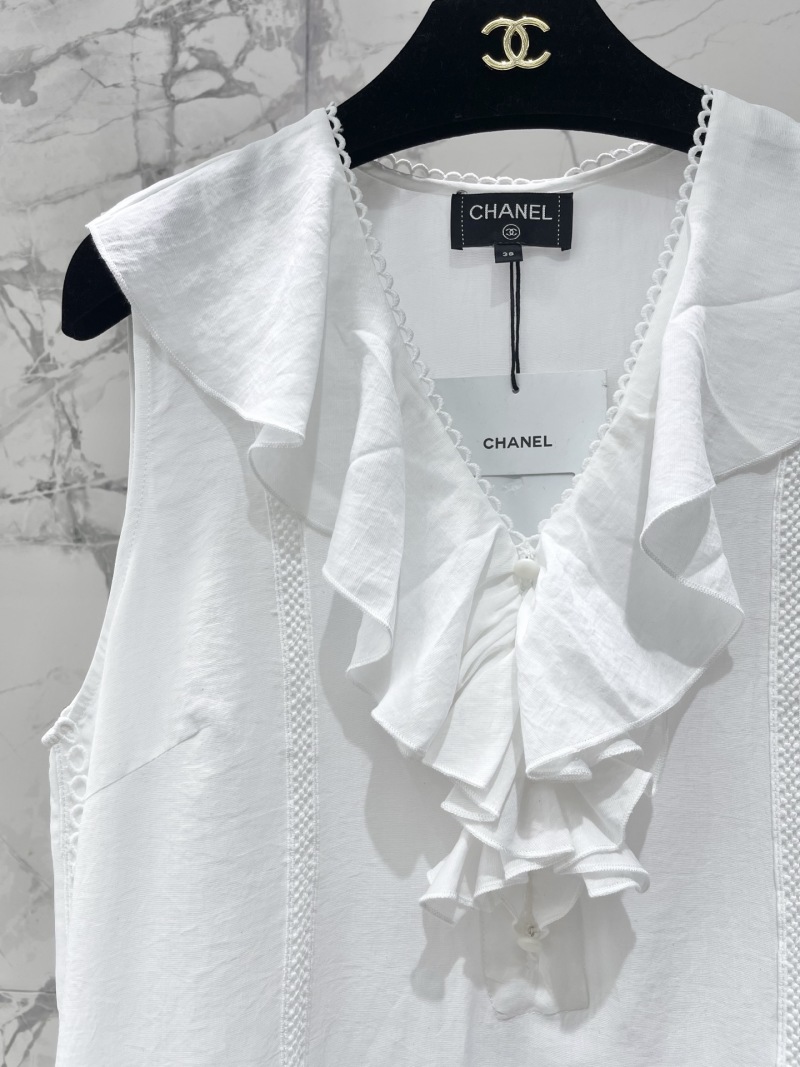 Женская белая блузка без рукавов с рюшами Chanel