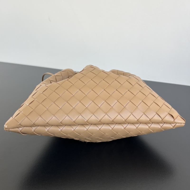 Сумка Bottega Veneta с плетением Intrecciato