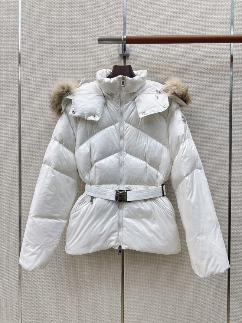 Пуховик Moncler