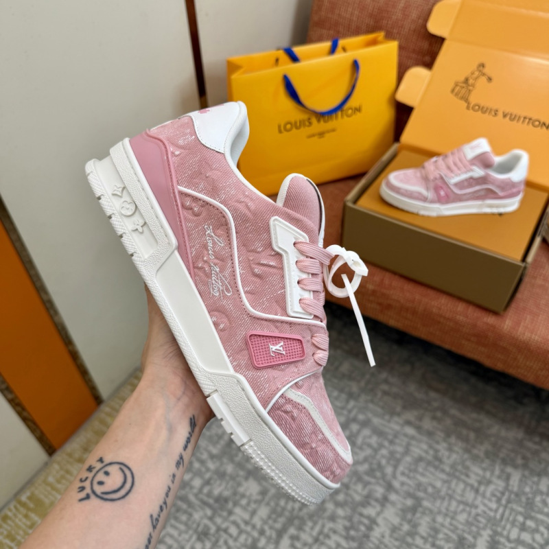 Мужские кроссовки Louis Vuitton Trainer розовые