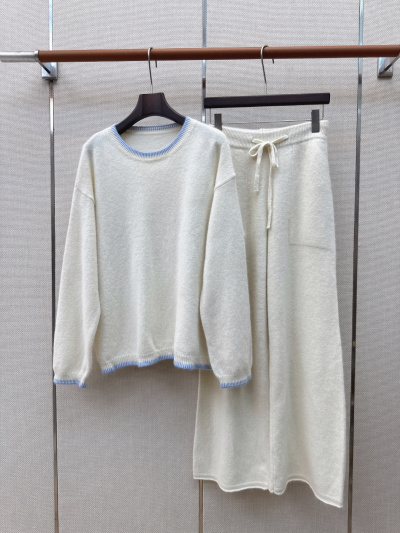 Костюм Max Mara