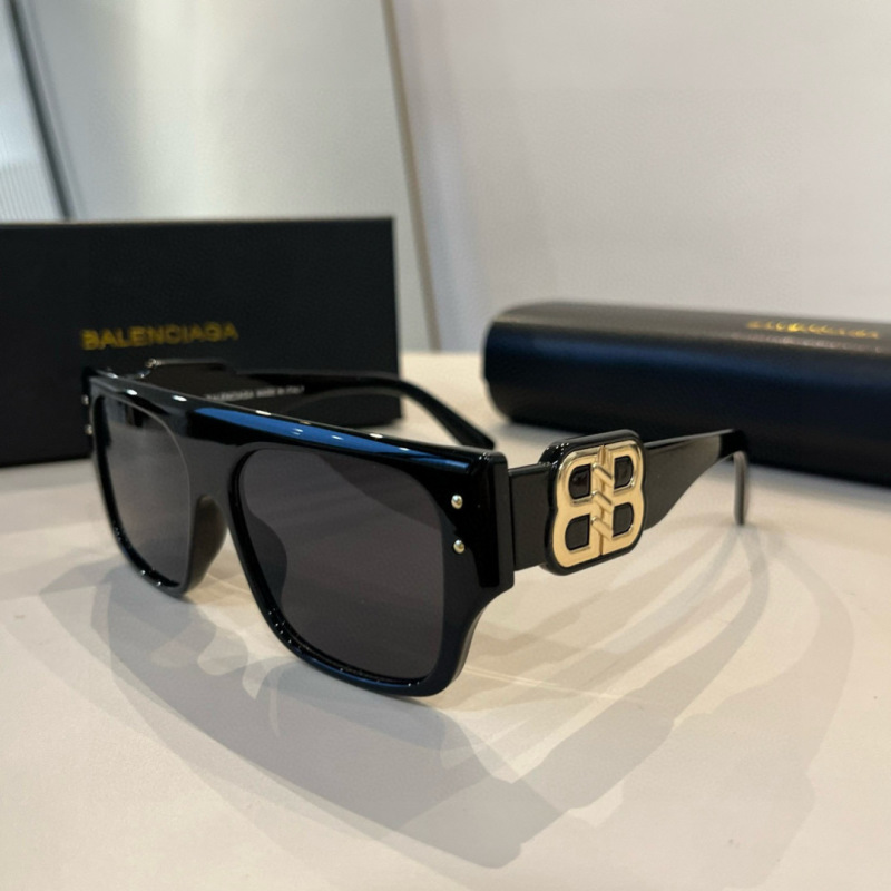 Солнцезащитные очки Balenciaga