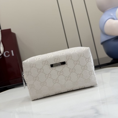 Косметичка Gucci Generation GG Canvas
