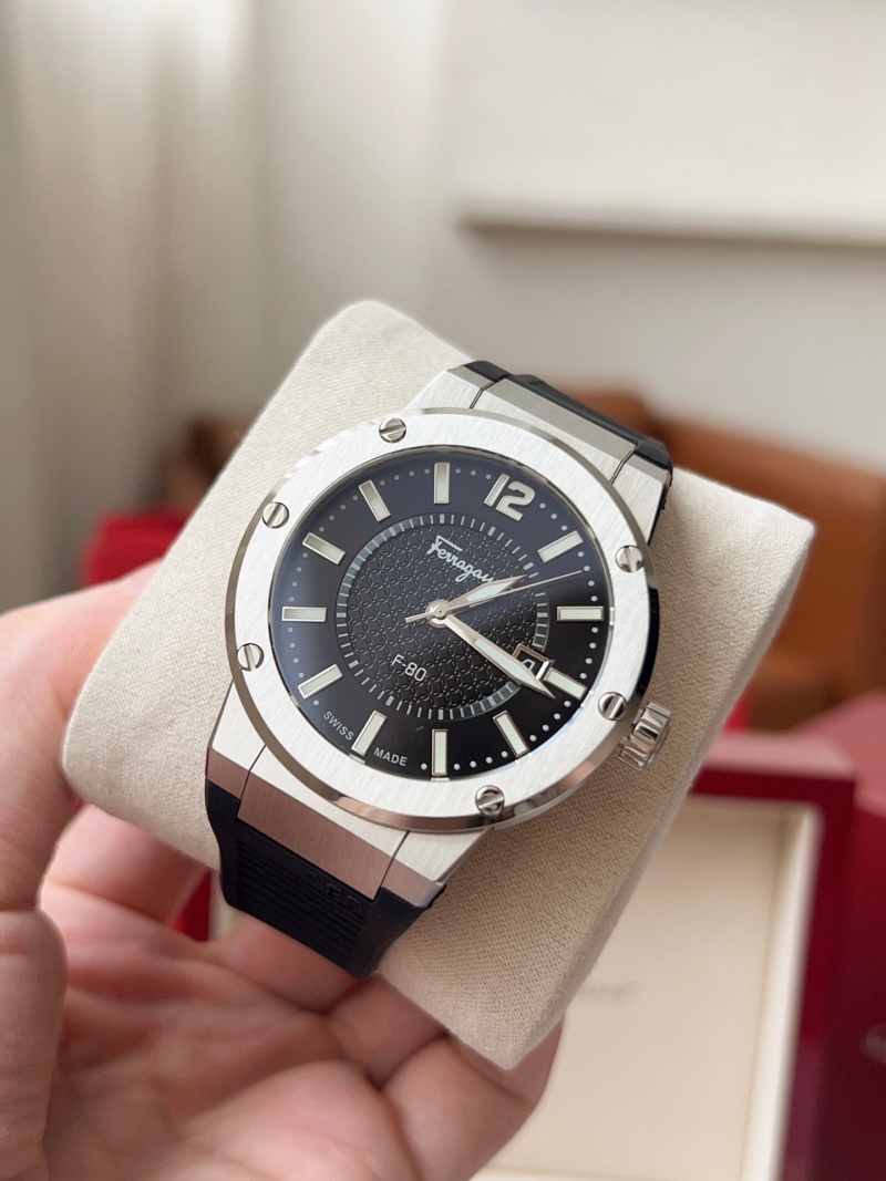 Часы Ferragamo