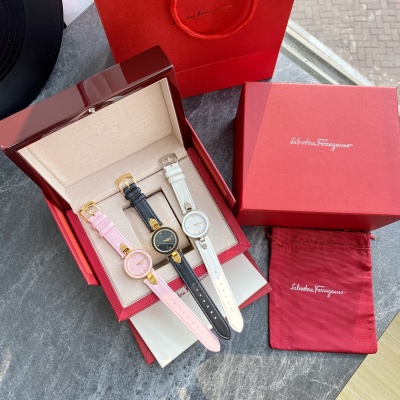 Часы Ferragamo