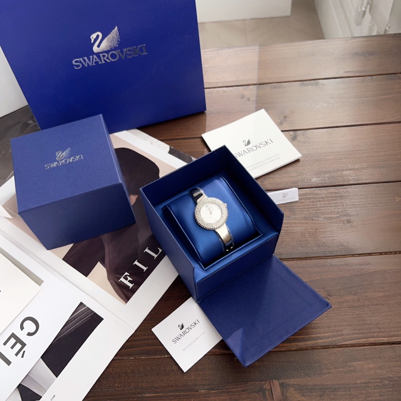Часы Swarovski