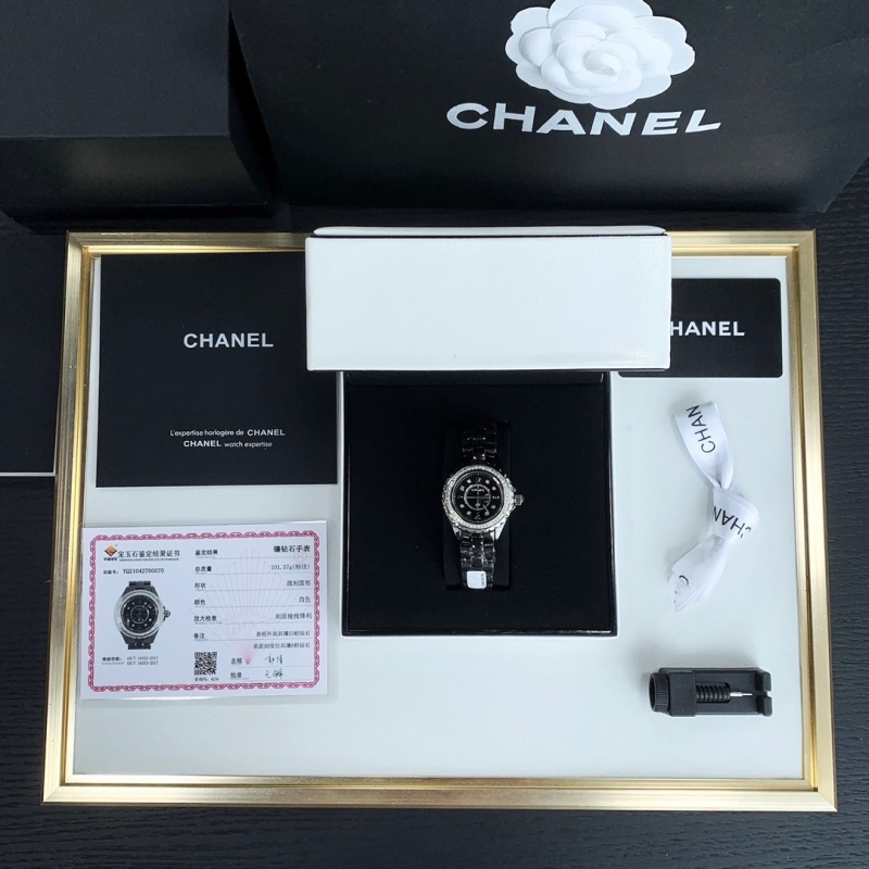 Часы Chanel