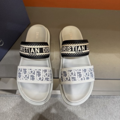 Мужские шлёпанцы Dior