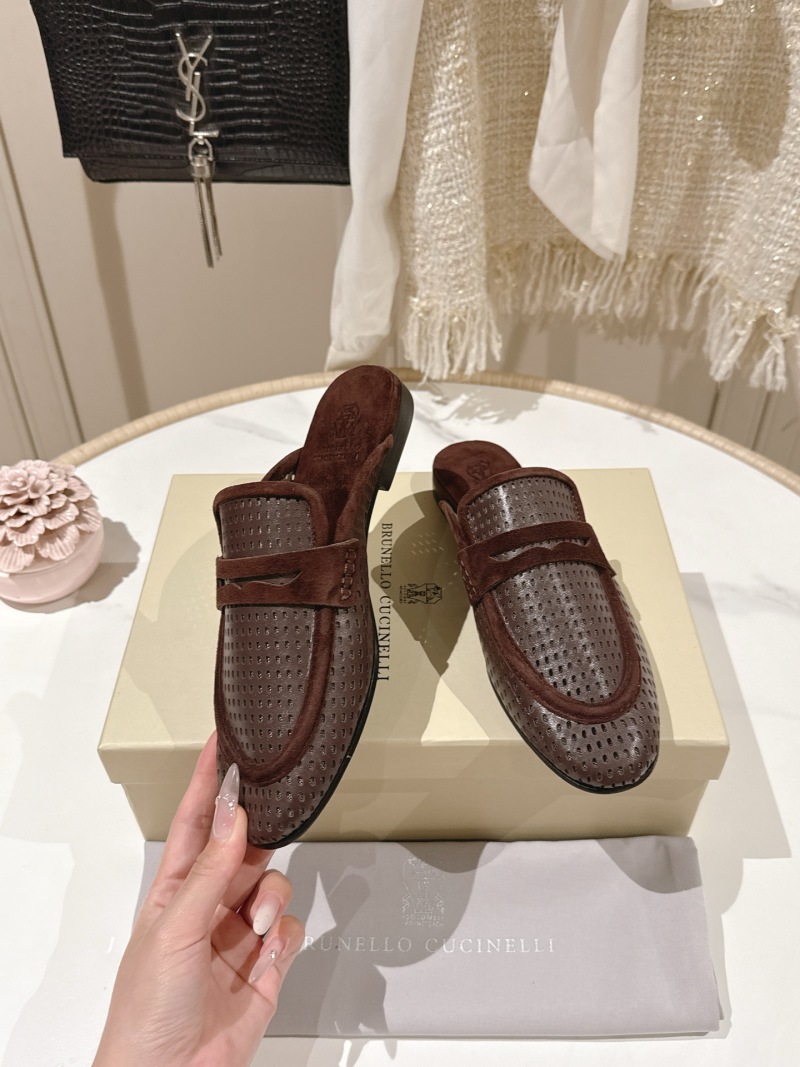 Женские лоферы Brunello Cucinelli с перфорацией