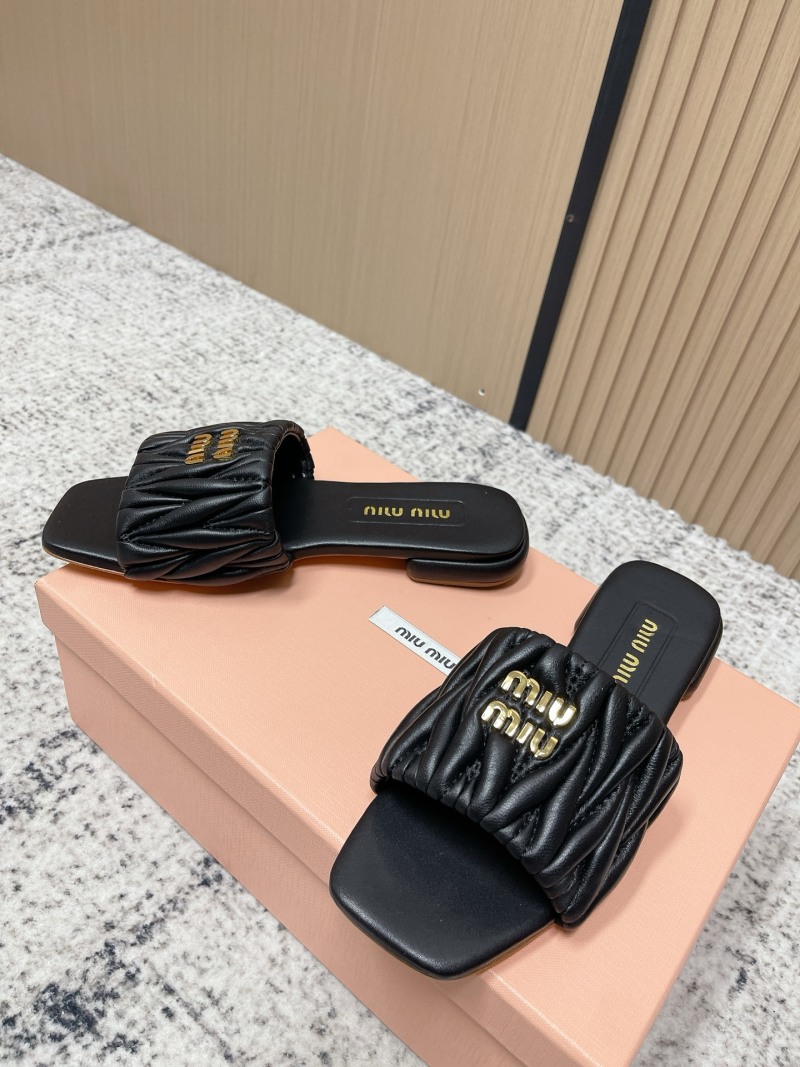 Черные кожаные женские сандалии с логотипом Miu Miu