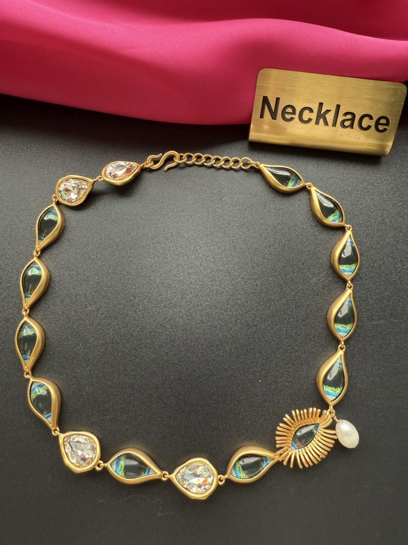 Колье с камнями и жемчугом Schiaparelli