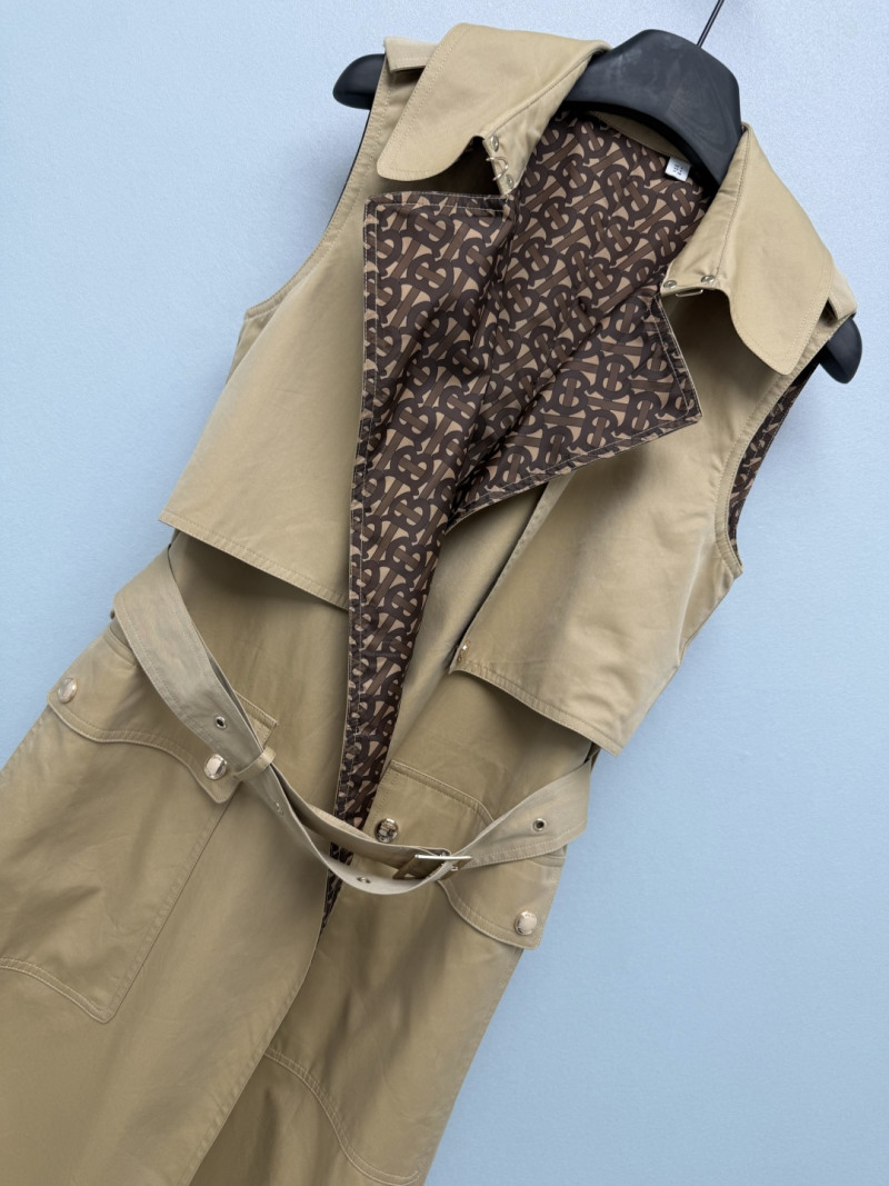 Жилет Burberry