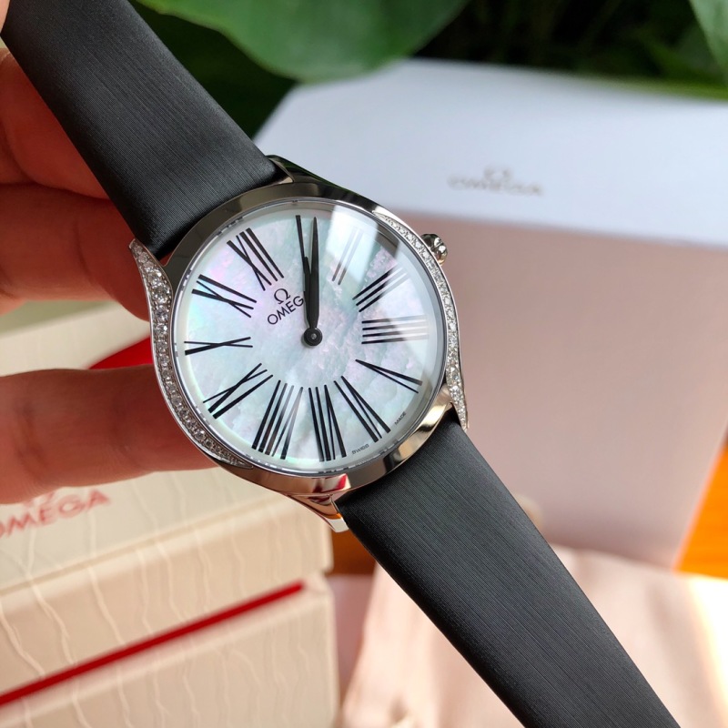 Часы Omega