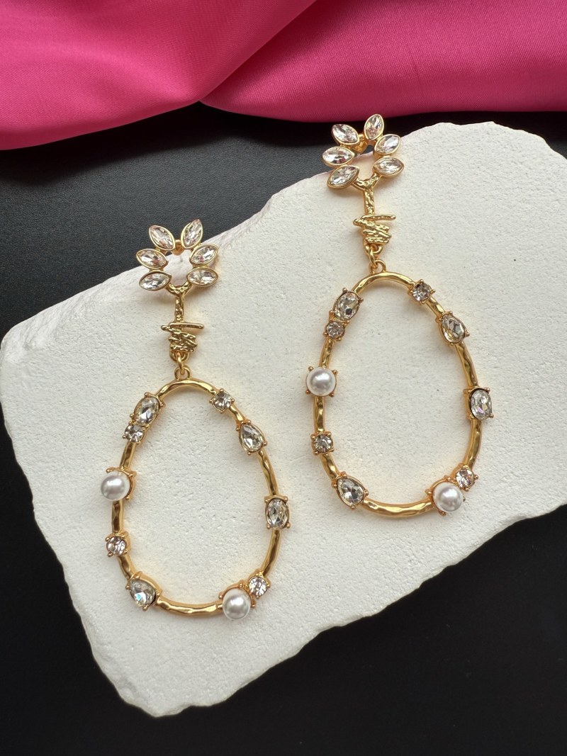 Серьги Schiaparelli