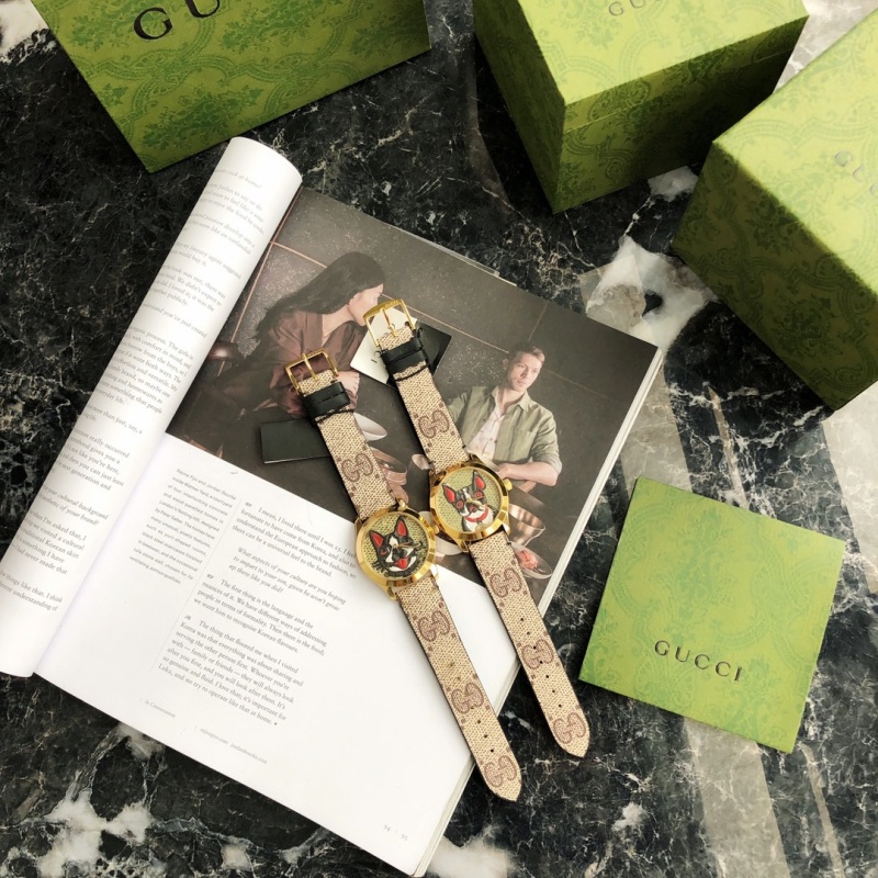 Часы Gucci