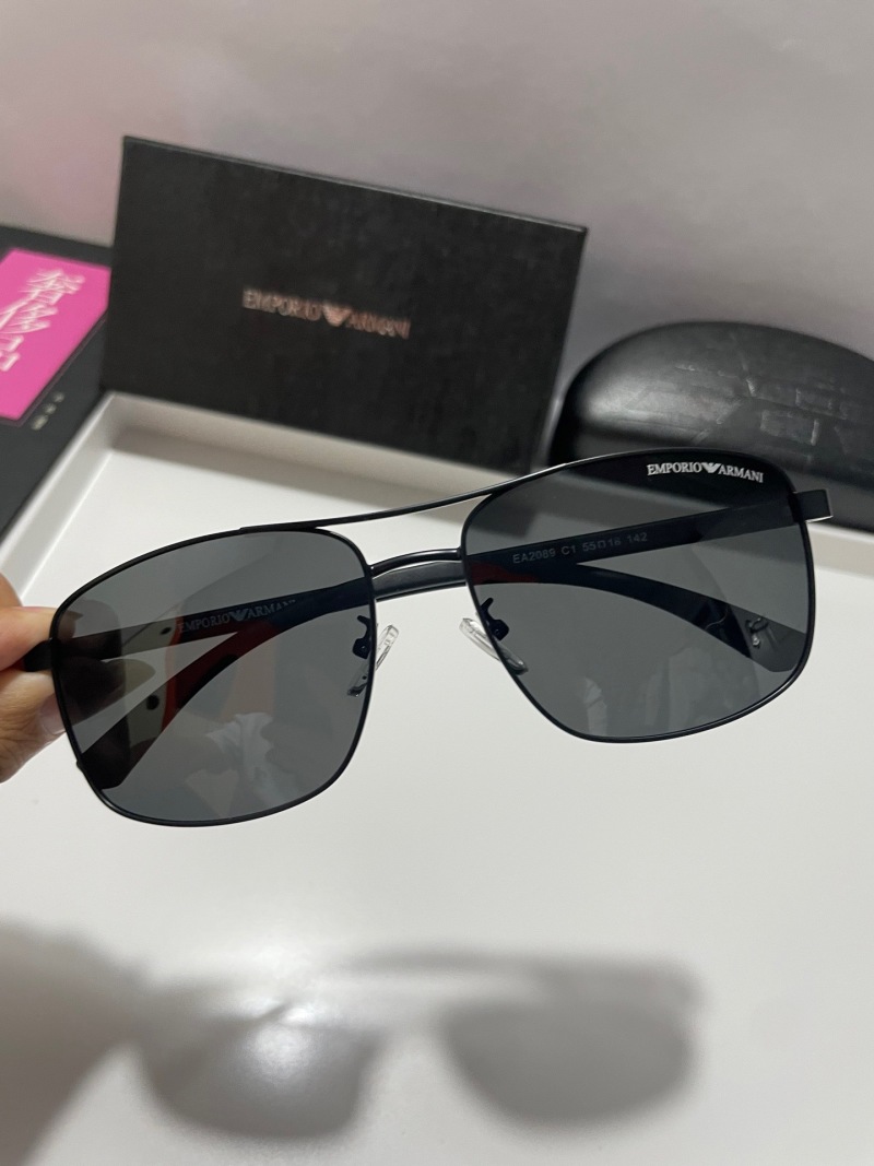 Солнцезащитные очки EMPORIO ARMANI поляризационные унисекс